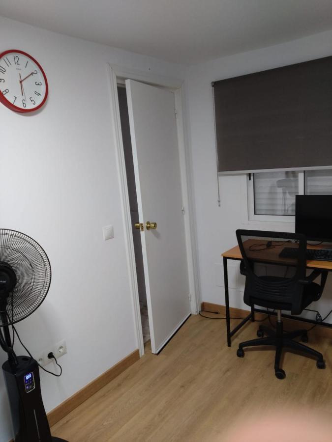 Room As A Service - El Mejor En El Centro De Málaga Dış mekan fotoğraf